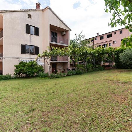 Apartment Milka โรวีน ภายนอก รูปภาพ