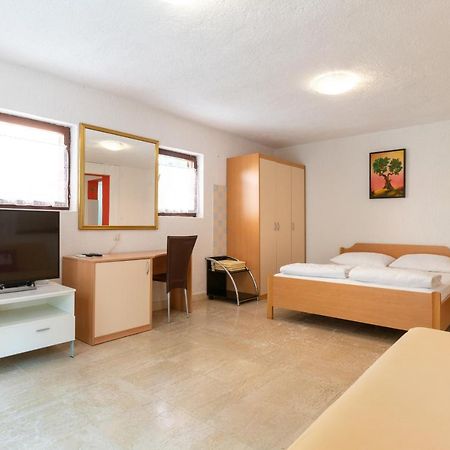 Apartment Milka โรวีน ภายนอก รูปภาพ