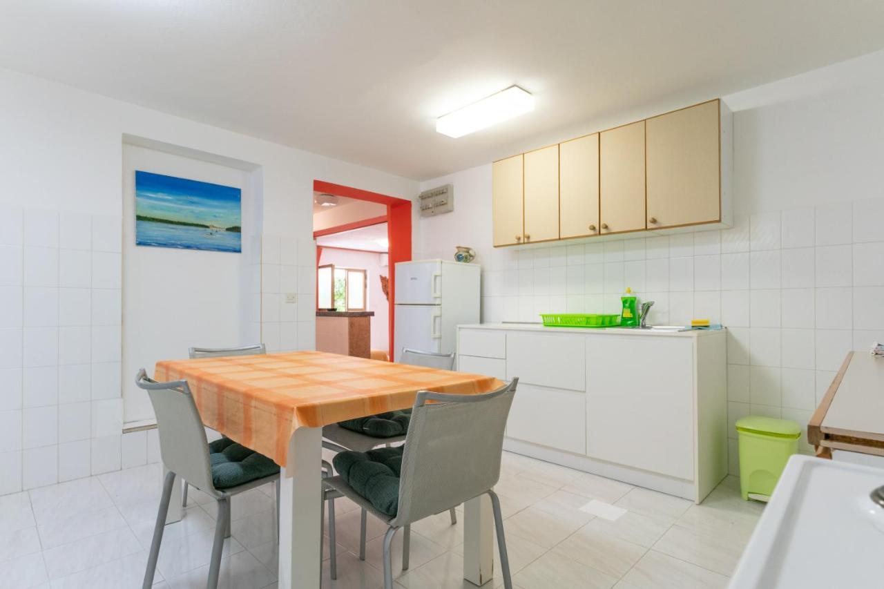 Apartment Milka โรวีน ภายนอก รูปภาพ