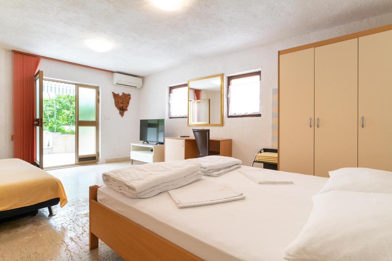 Apartment Milka โรวีน ภายนอก รูปภาพ
