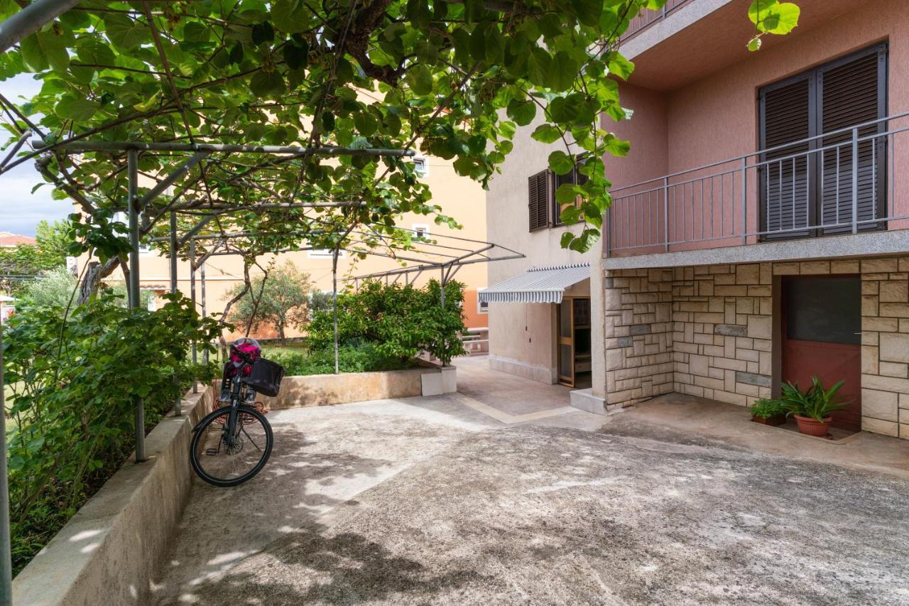 Apartment Milka โรวีน ภายนอก รูปภาพ