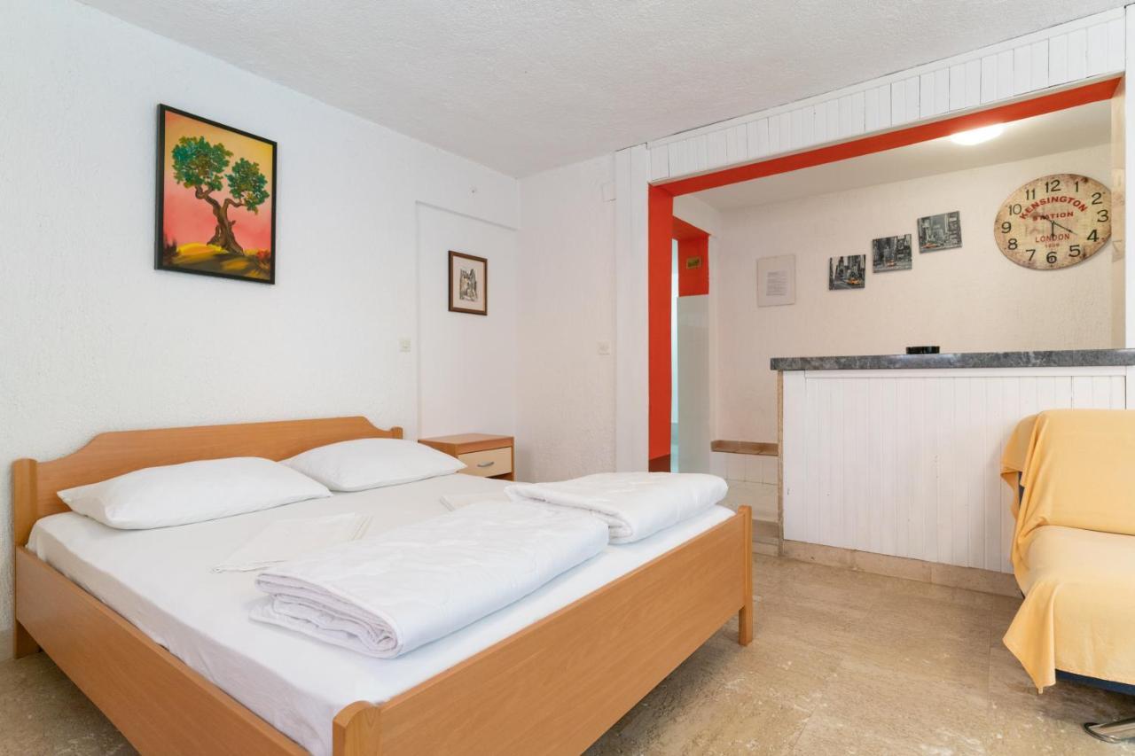 Apartment Milka โรวีน ภายนอก รูปภาพ